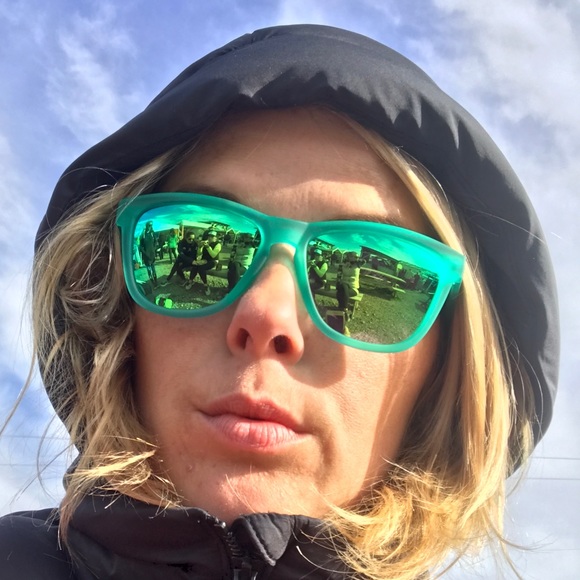 Meet your Posher, Dana - Picture 1 of 1